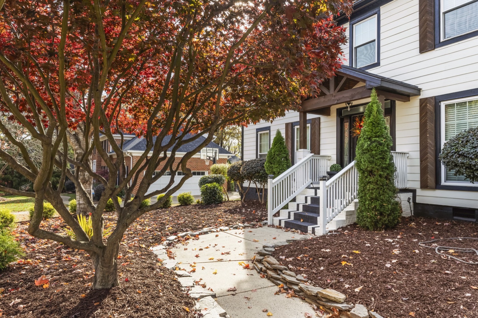 10508 Annalexa Ln — living space