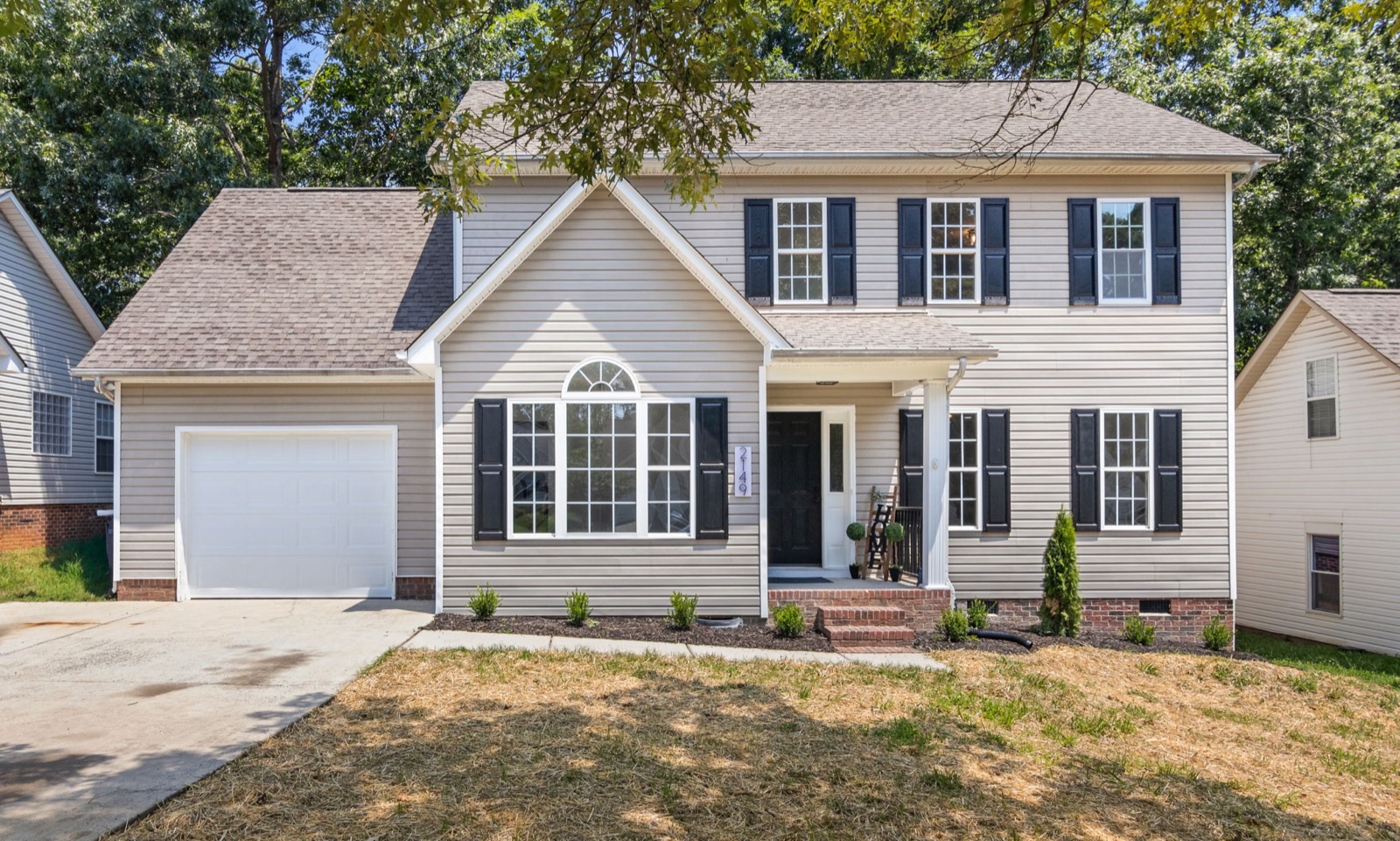 2149 Charles Towne Ct — exterior
